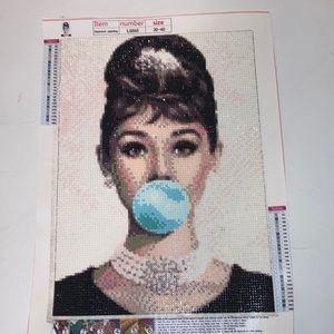 Audrey Hepburn completed Diamond painting 30x40cm